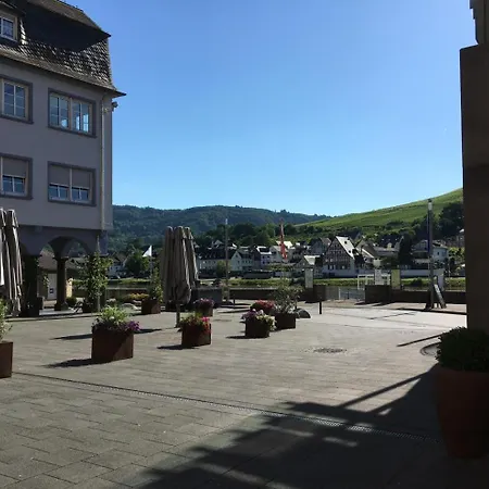 Mosel Zell an der Mosel